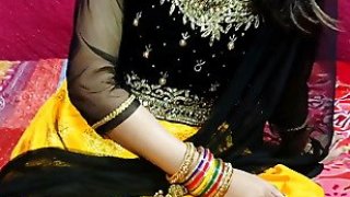 Seks anal pertama kali dengan seema bhabhi