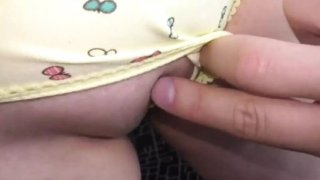 Step Daddy meniduri vagina remaja ketat di bawah celana dalam - muica creampie