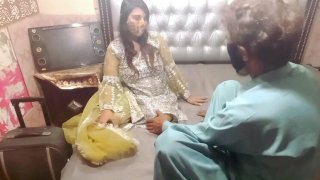 Desi india bhabhi seks tegar dengan devar - audio hindi jernih dubur kasar